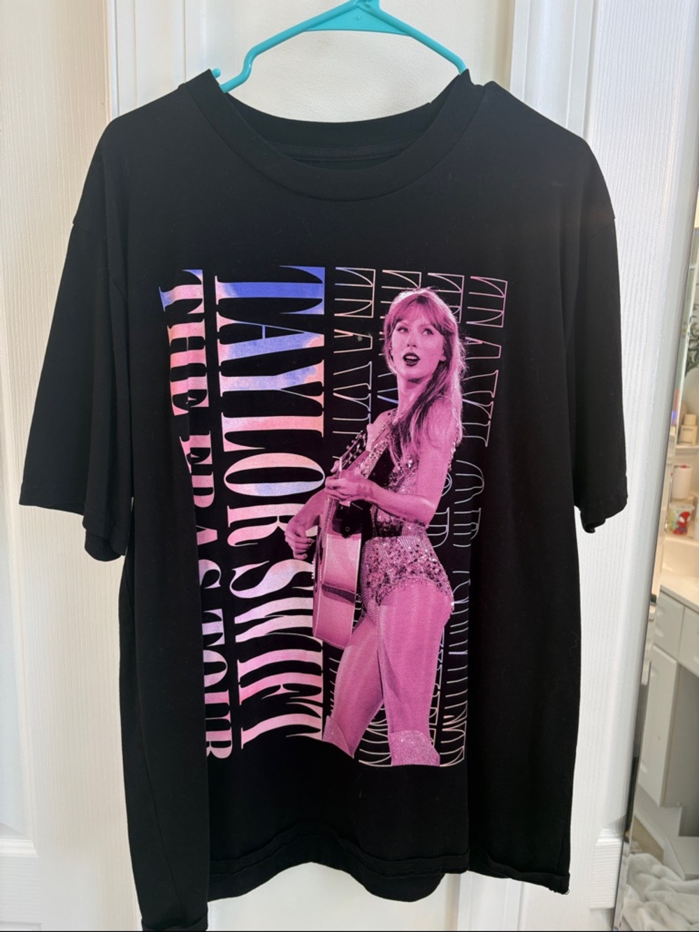 Taylor Swift The Eras Tour Concert Tee with Pink Lover Set Photo Size Large